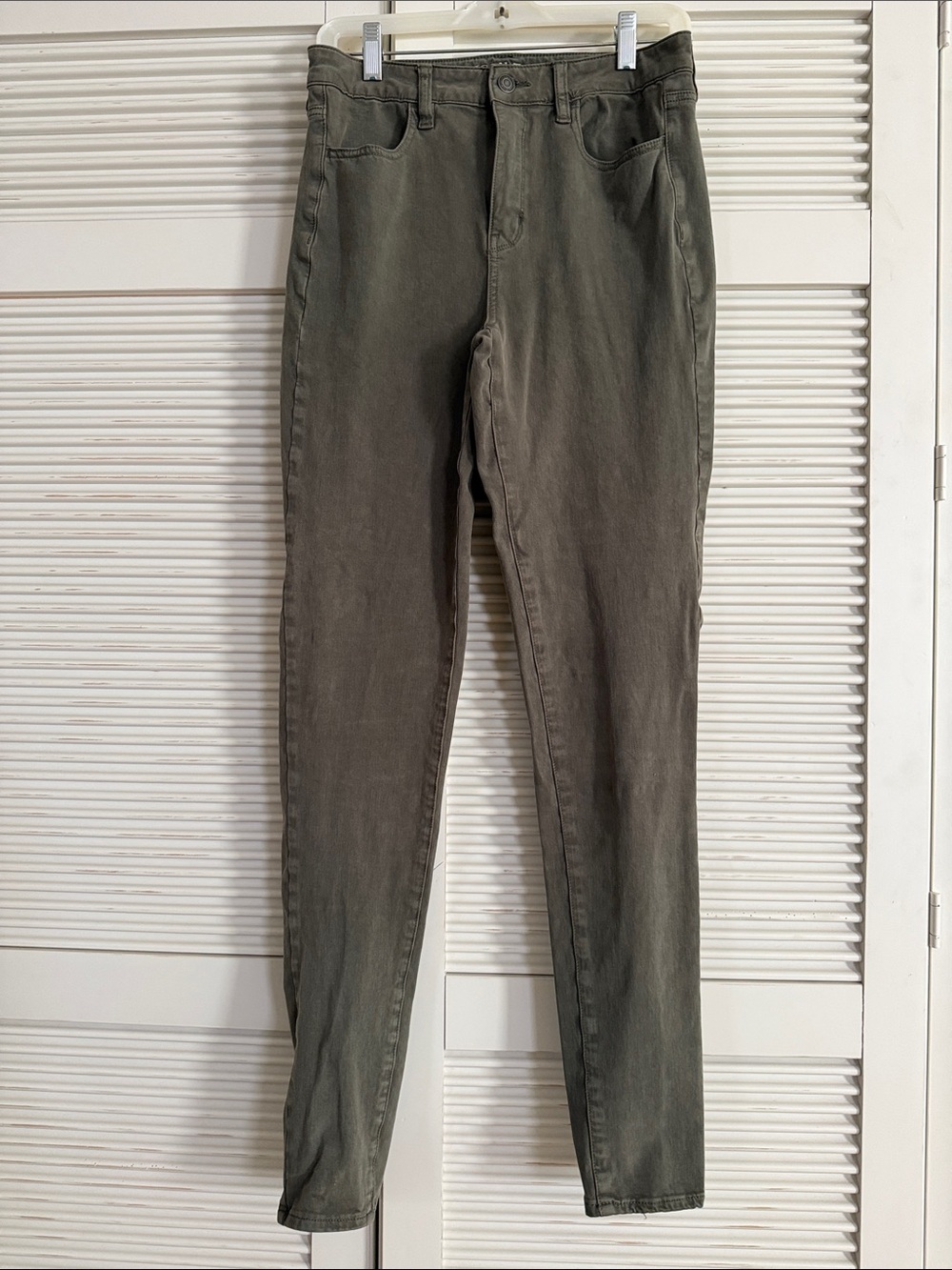 American Eagle Outfitters Super Hi-Rise Olive Skinny Jeans Jegging X-Long